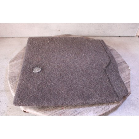 trappe cache batterie  avec moquette mercedes class a