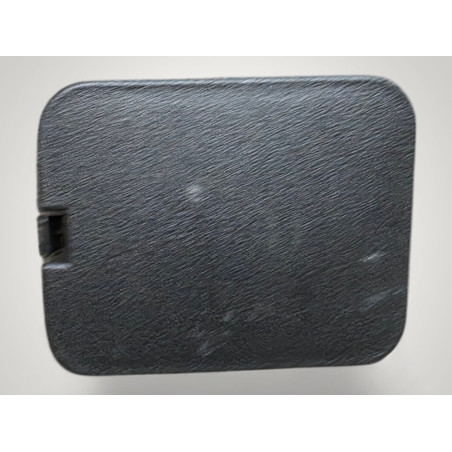 cache feu plastic habillage coffre renault laguna 7700814677