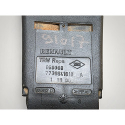 pedoncule gache ceinture securite arriere renault laguna 1 7700841018