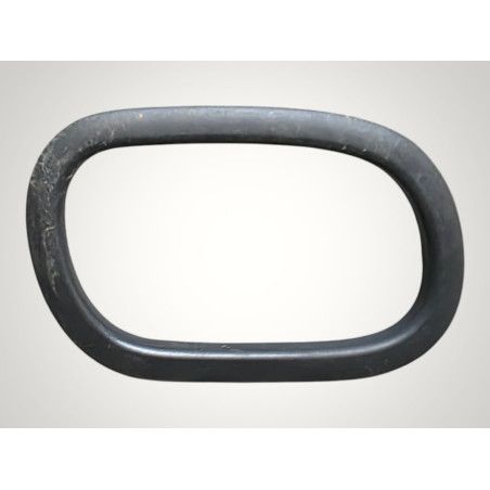 contour plastic de poignee interieur droit renault laguna 1 7700823287