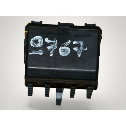 platine porte fusible Citroën Xantia Peugeot 9608173180