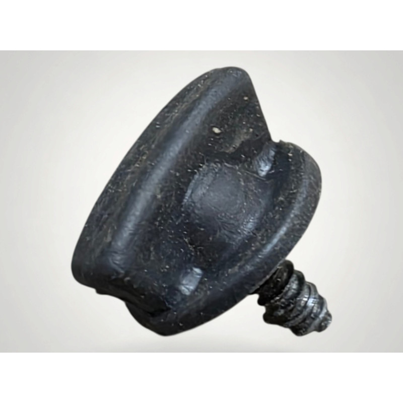 vis molete fixation moquette cache ampoule feu arriere Kia cerato 85746-2C500