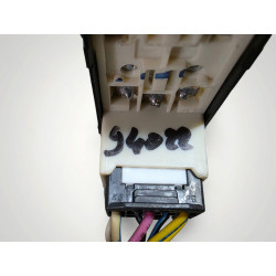 bouton leve vitre electrique vaec support avant arriere droit Kia cerato 93580-2F000 93578-2D000