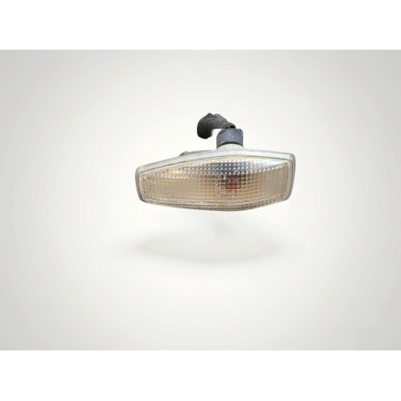 repetiteur d aile clignotant droit ou gauche Kia cerato Hyundai 92304-2D110 92304-2D100 92303-3B000