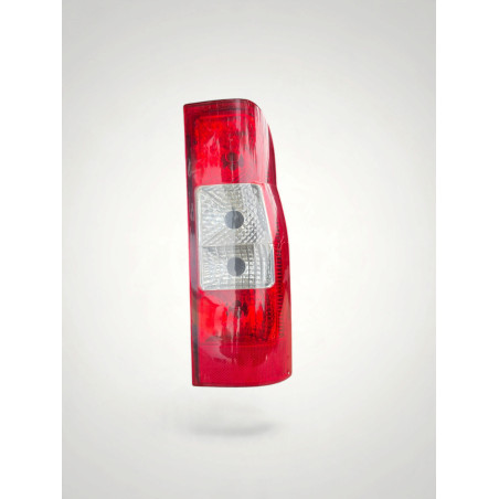 feu arriere droit ford transit MK7 6C11-13404-AC