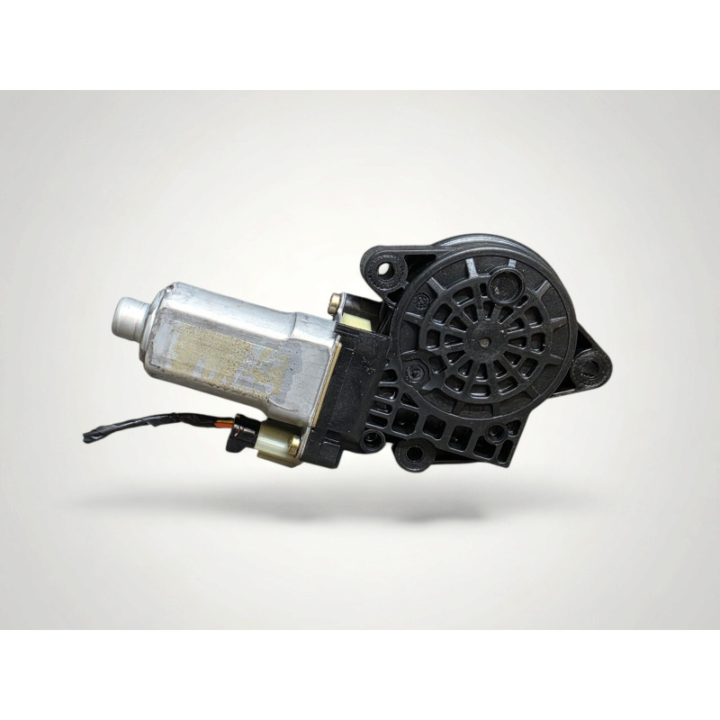 moteur leve vitre electrique avant gauche Kia cerato 82450-2F000