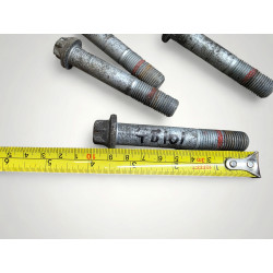vis fixation etrier frein avant alfa romeo 159 2.4 jtd 200cv boite automatique