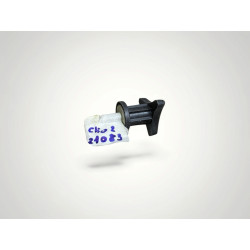vis moleté fixation feu arriere Renault Clio 2