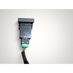 bouton warning feux de detresse Kia cerato Hyundai 864W03330