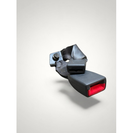 gache pedoncule fixation ceinture arriere Kia cerato 89840-2F000