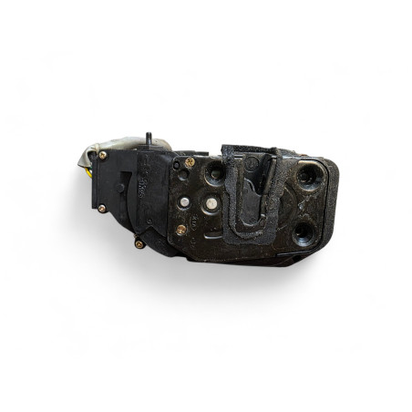 gache de porte arriere droit Kia cerato Hyundai 81420-2F000