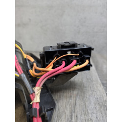 support boitier fusible relais renault clio 3 8200358192 8200222930 850022933