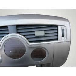 plastic console centrale tableau de bord avec grille aeration ventilation renault scenic 2 8200140713 8200140724