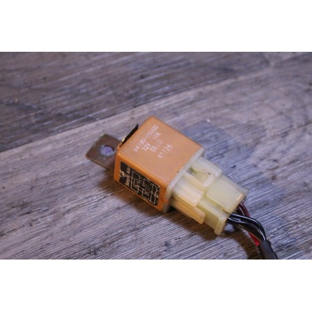 relais marron commande ssangyong musso 2005 84190-05000