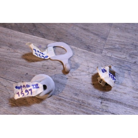 crochet clips fixation pare soleil et crochet cintre renault espace 3
