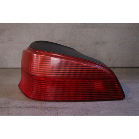 feu arriere gauche peugeot 106 phase 2